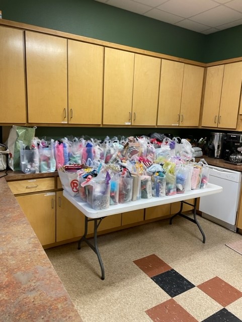 Filly Feed bags stuffed full of items for female workers at Oaklawn.  Thanks, as always, to Sheila Harrison, for organizing and delivering!